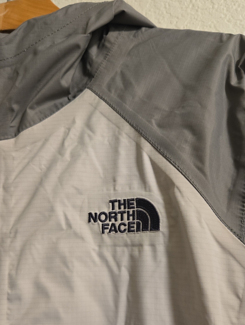 The North Face Boreal Jacket - Picture 2 of 6
